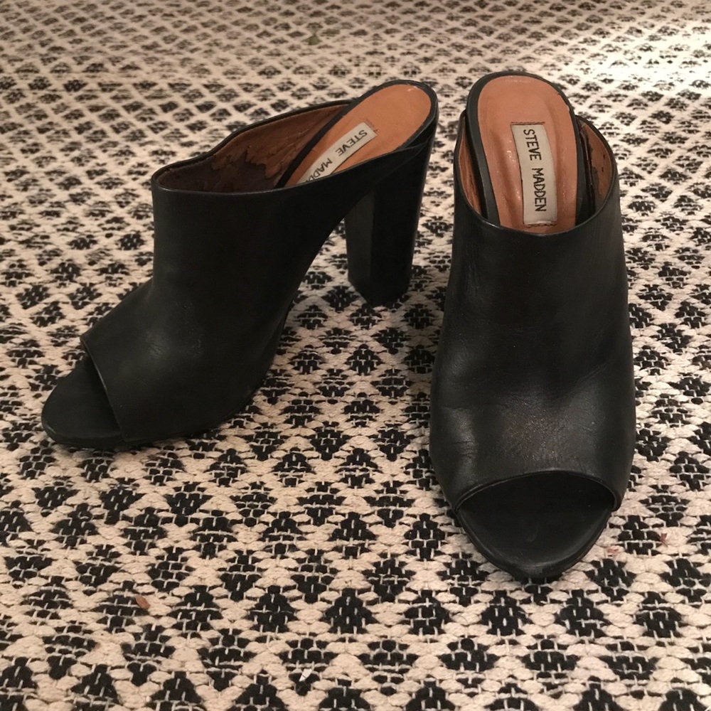 HIGH HEEL STEVE MADDEN SLIDES